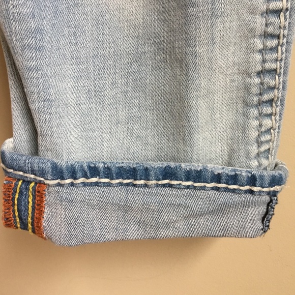 Rock Revival Anett Distressed Capri Jeans - Picture 3 of 12